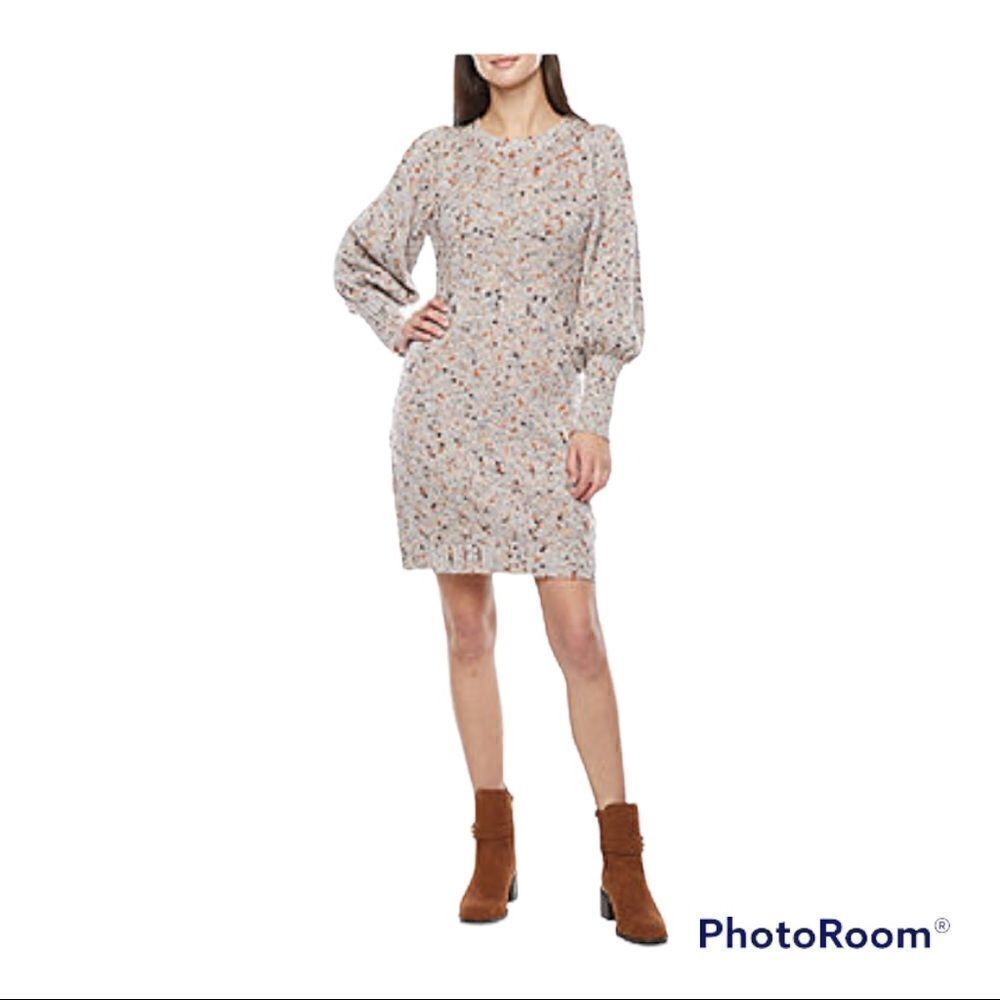 Melonie T Long Balloon Sleeve Sweater Dress S